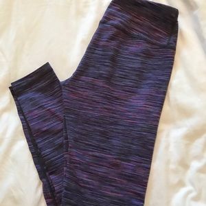 Great condition Zella pants! Super cute!